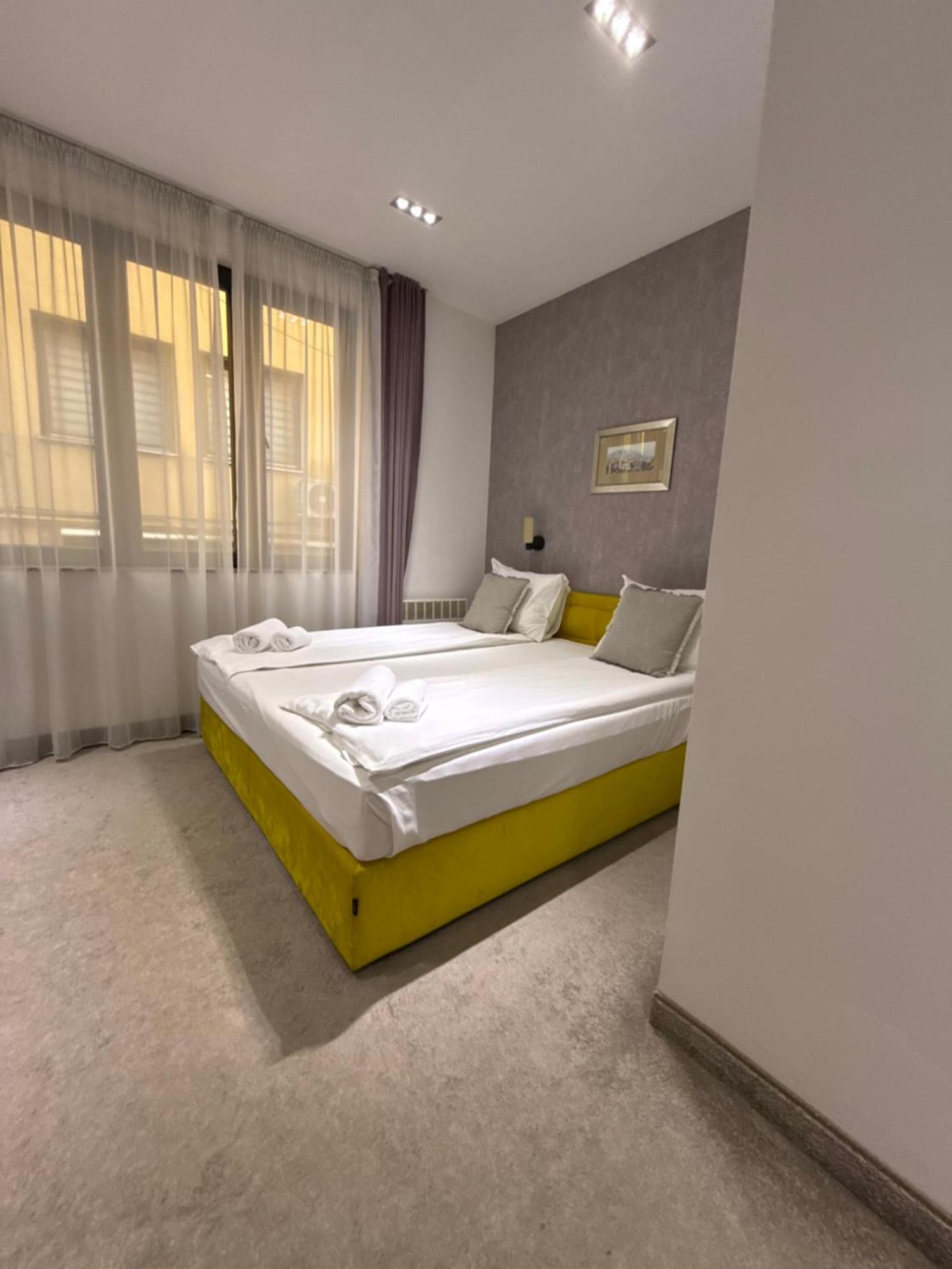 Deluxe Nortel Hotel 塞拉耶佛 外观 照片