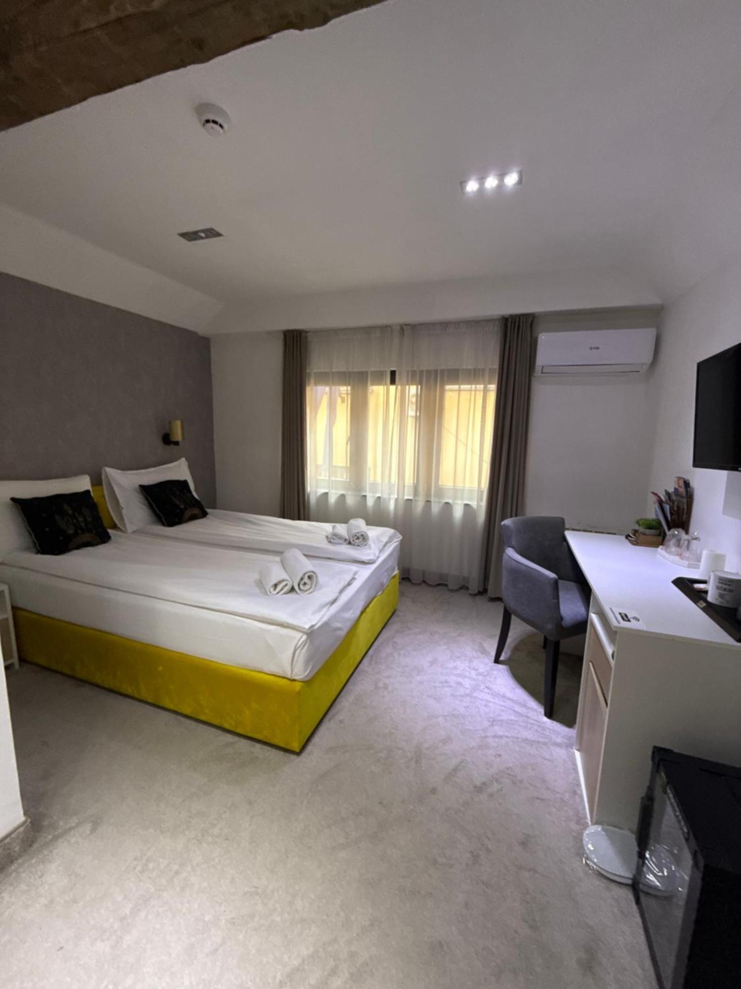 Deluxe Nortel Hotel 塞拉耶佛 外观 照片